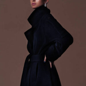 Young attractive fashion woman. studio shot
